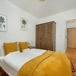 Miedziana Stylish & Cosy Apartment With Balcony Wroclaw By Noclegi Renters