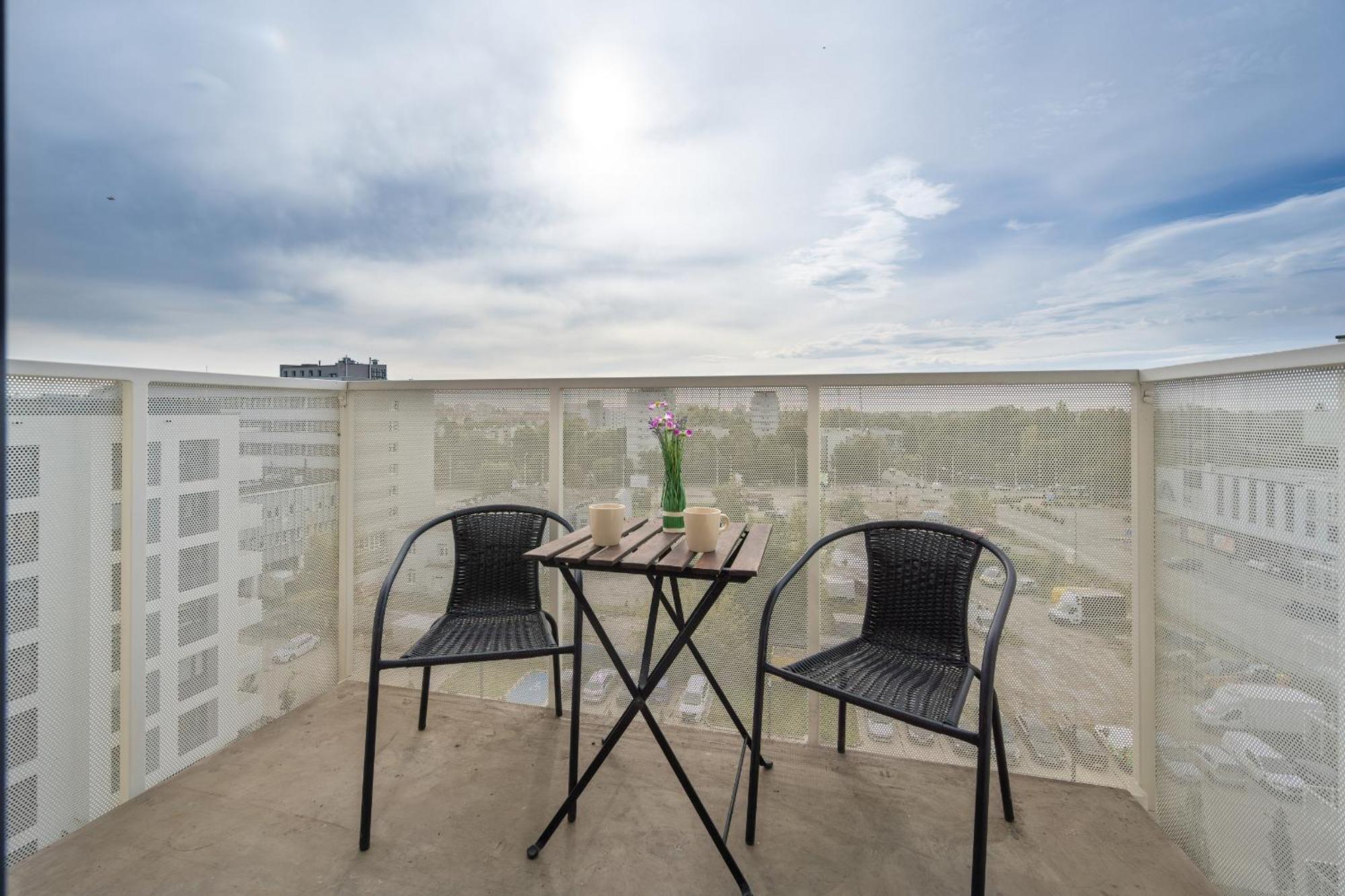 Miedziana Stylish & Cosy With Balcony By Renters *